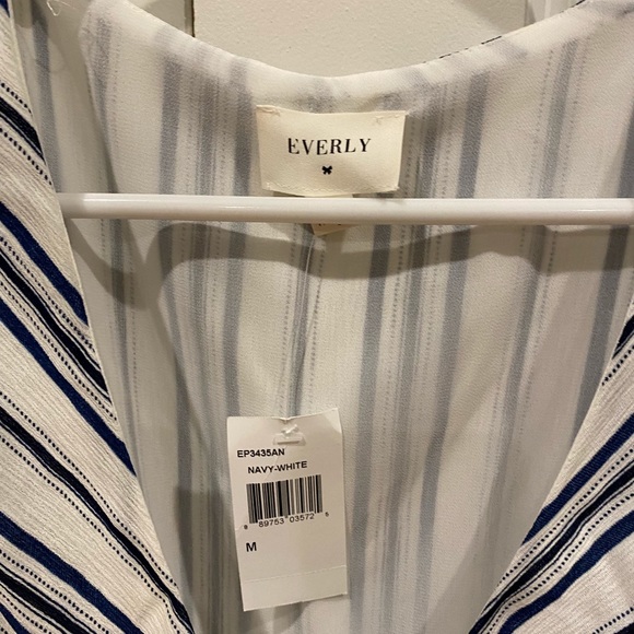 NWT Everly romper, white with navy blue stripes. - Picture 2 of 4